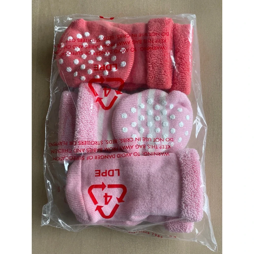 NEW Hanna Andersson NEWBORN Baby Gripper Socks 3 Pair Pink Stripe NIP OEKO-TEX